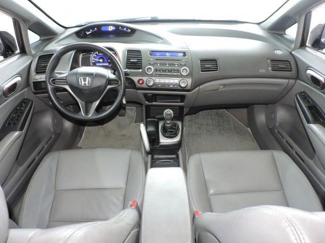 Civic Sedan LXS 1.8/1.8 Flex 16V Mec. 4p - Foto 5