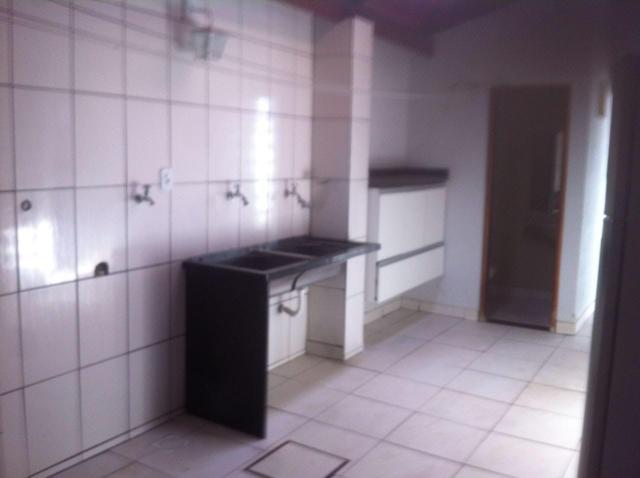 Vendo sobrado 4 quartos riquíssimo em armários Jd América - Foto 4