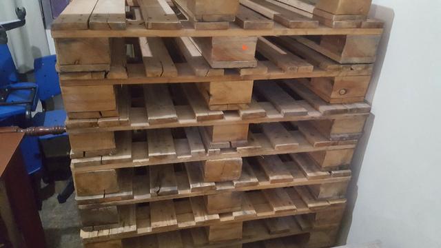 10 Pallets 1m x 1m