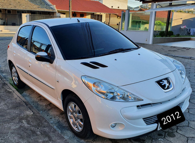 Peugeot 207 - Foto 2