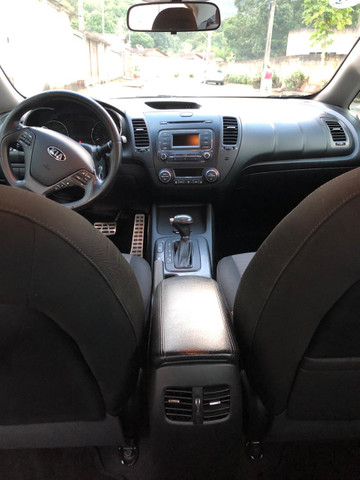 Vende-se Kia Cerato 2014 - Foto 4