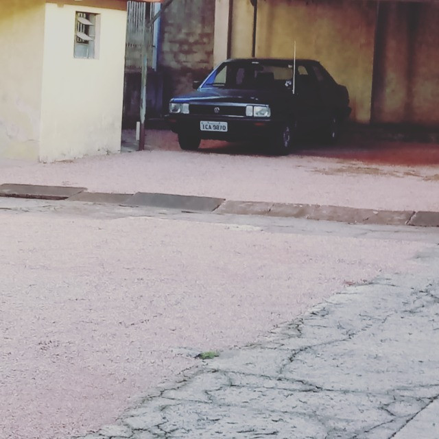 Santana gls 87 ar gelando completo
