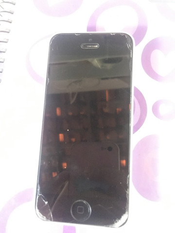 IPhone 5c para retirada de peças - Foto 2