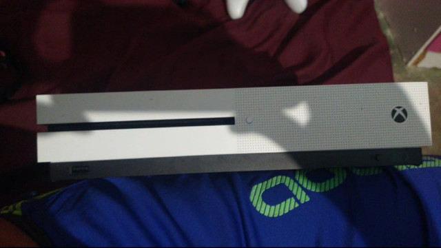 Xbox One S 1 TB