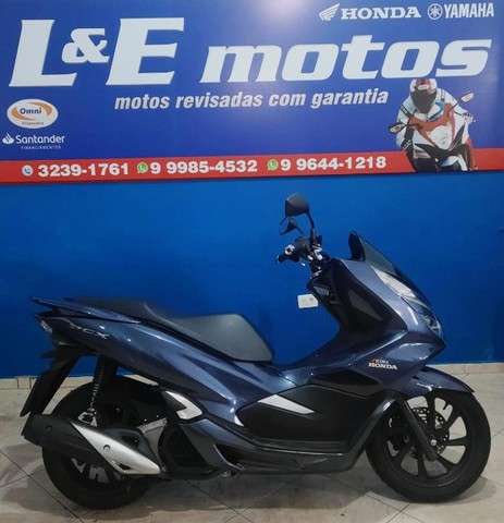HONDA PCX 150 DLX   100% FINANCIADA E REVISADA   BAIXÍSSIMA KM DOC 21 OK