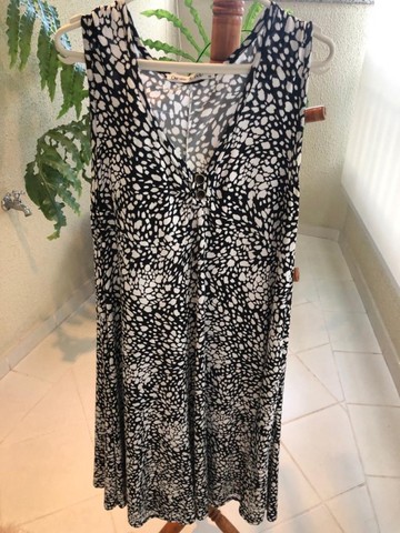 Vestido preto e branco - tecido frio G 