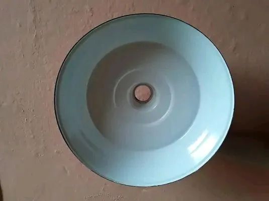 Luminária  ou refletor BEDD de 14 polegadas com bocal E-27 de louça - novo. - Foto 2