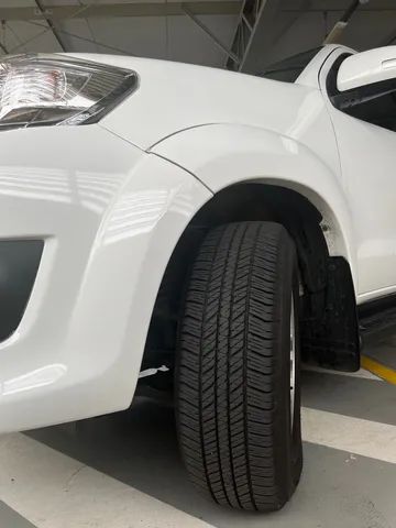 HILUX SW4 2015/2015 7Lugares ?interior preto e cinza?  - Foto 4
