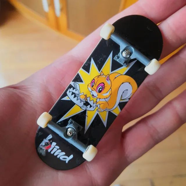 Skate De Dedo Tech Deck Blind Esquilo - Skate dos Sonhos