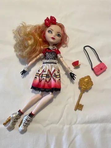 Bonecas Ever After High: Apple White Dia do Legado