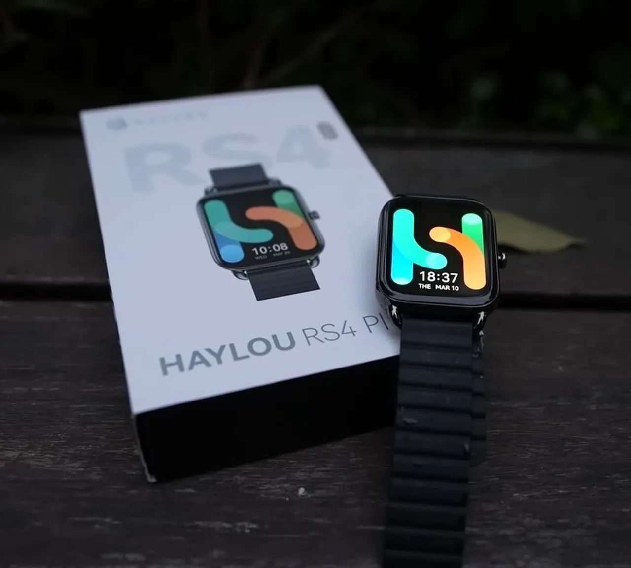  Smartwatch Xiaomi Haylou RS4 Plus/105 Modos Esportivos/Tela Retina Amoled 1.78/IP68
