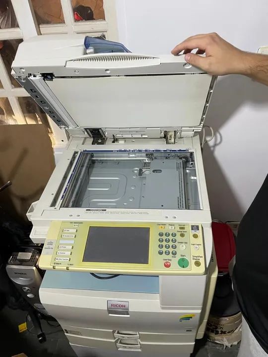 Ricoh Aficio MP C2051 - Foto 2