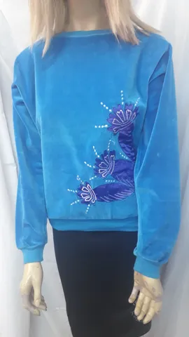 Blusão Feminino Básico de Moletom