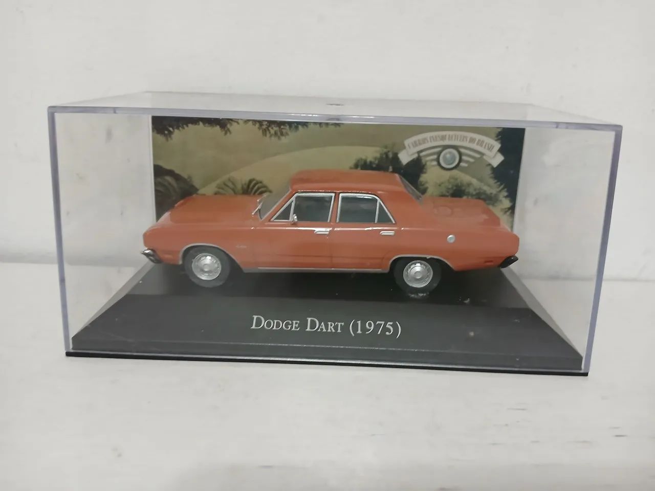 Dodge Dart 1975 - Escala 1:43