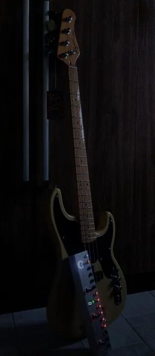 Baixo Tagima TW66 Woodstock + capa e cabo P10 (aceito troca em guitarra)