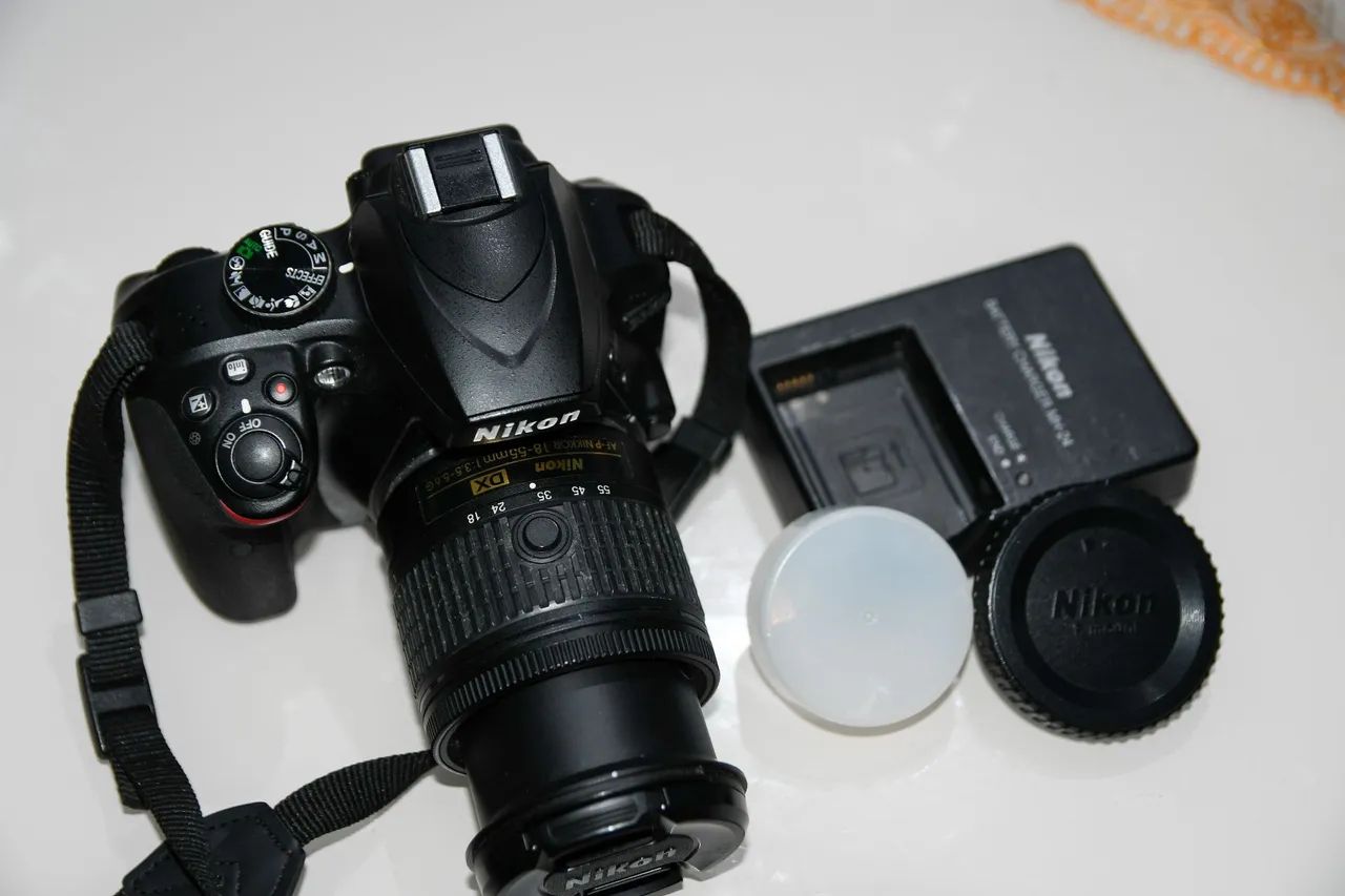 Câmera DSLR Nikon D3400 com Lente 18-55mm - Foto 3