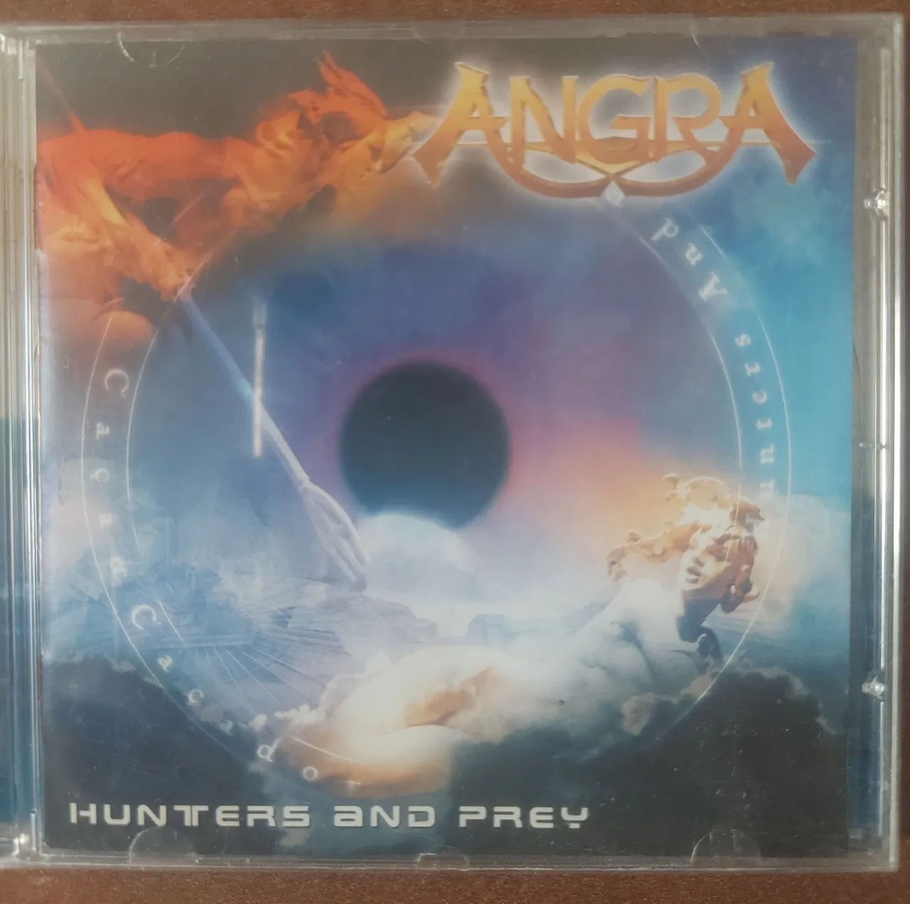 CD Angra - Hunters and Prey