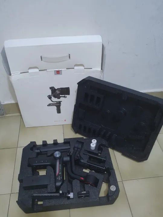 Estabilizador Zhiyun Weebill S Gimbal Portátil Para Câmera Cor Preto - Foto 2