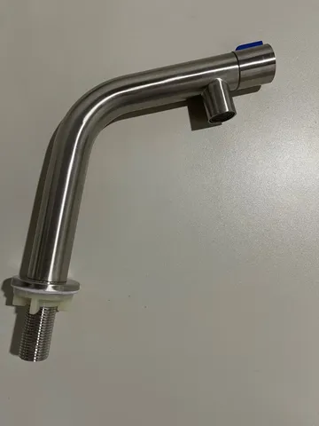 Vende-se Torneira Lavatório Inox Escovado