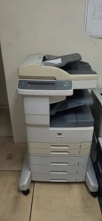 HP Laser Jet Multifuncional MFP 5035 - Usada funcionando em bom estado