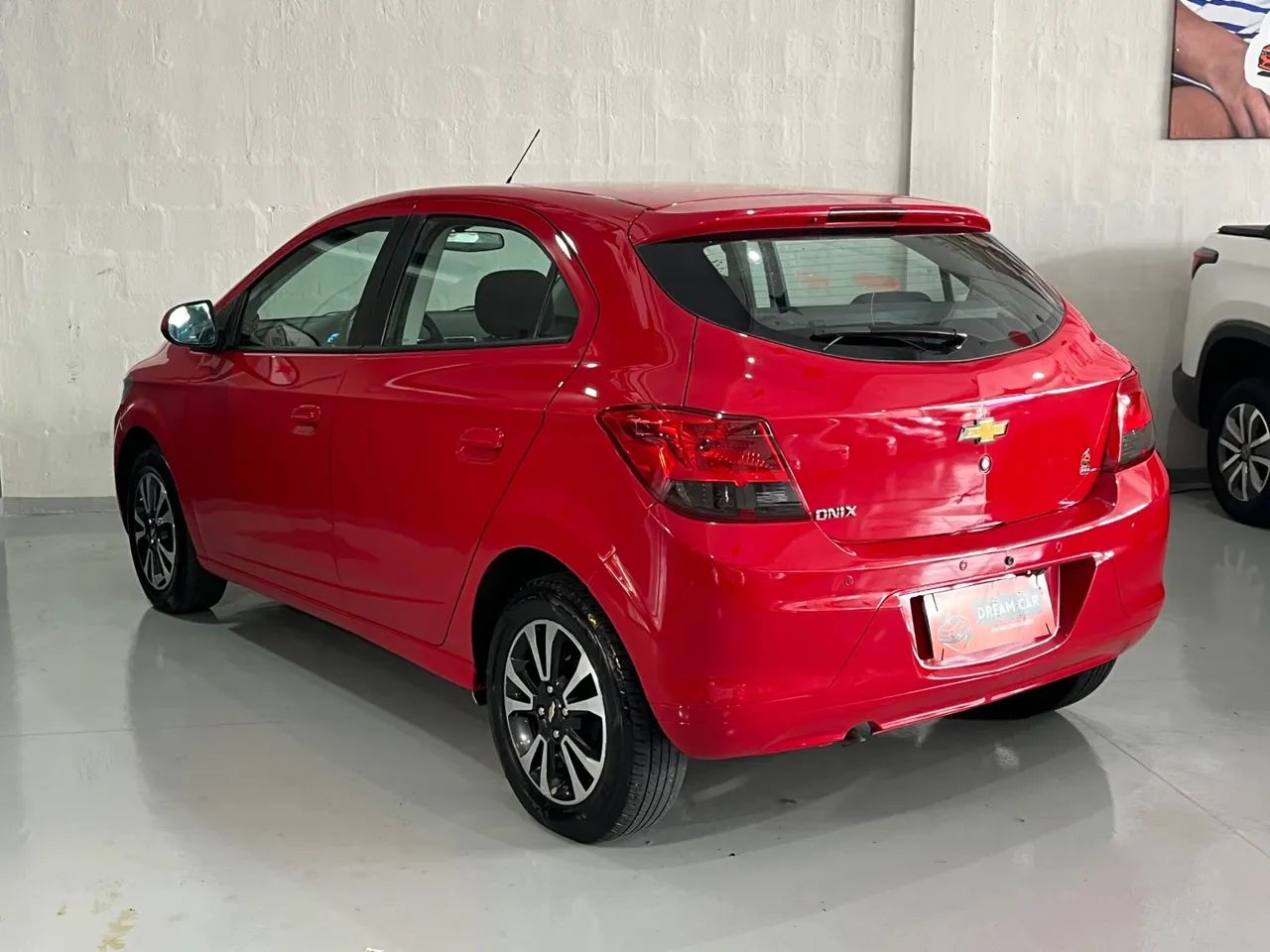 Onix hatch LTZ 1.4 Automático 2014 - Foto 5