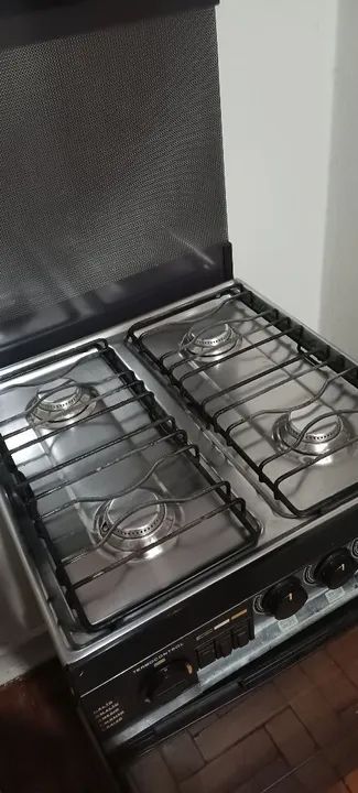 Fogão Continental 4 bocas funcionando perfeitamente  - Foto 2