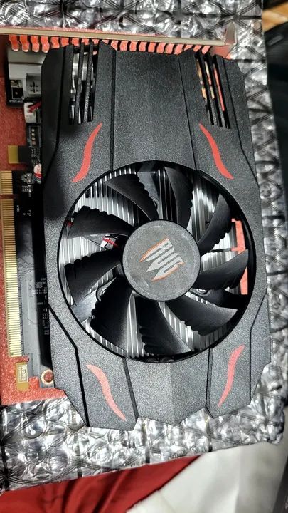 Placa de Vídeo AMD Radeon RX 550 4GB GDDR5 - Foto 2