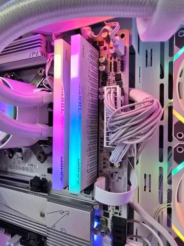 JUHOR DDR5 RGB 2X16G (32G) NEW SEALED RAM MEMORY64317905083139123