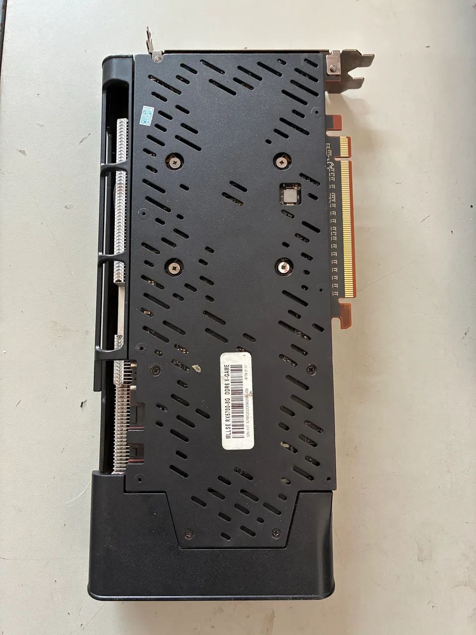 RX 5700XT MLLSE64300601299329121