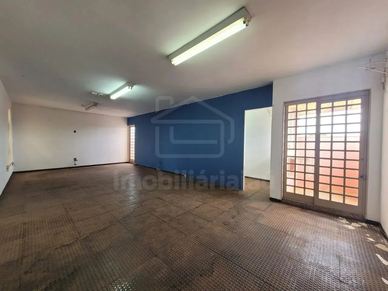 Salas, conjuntos para locação no centro!!!