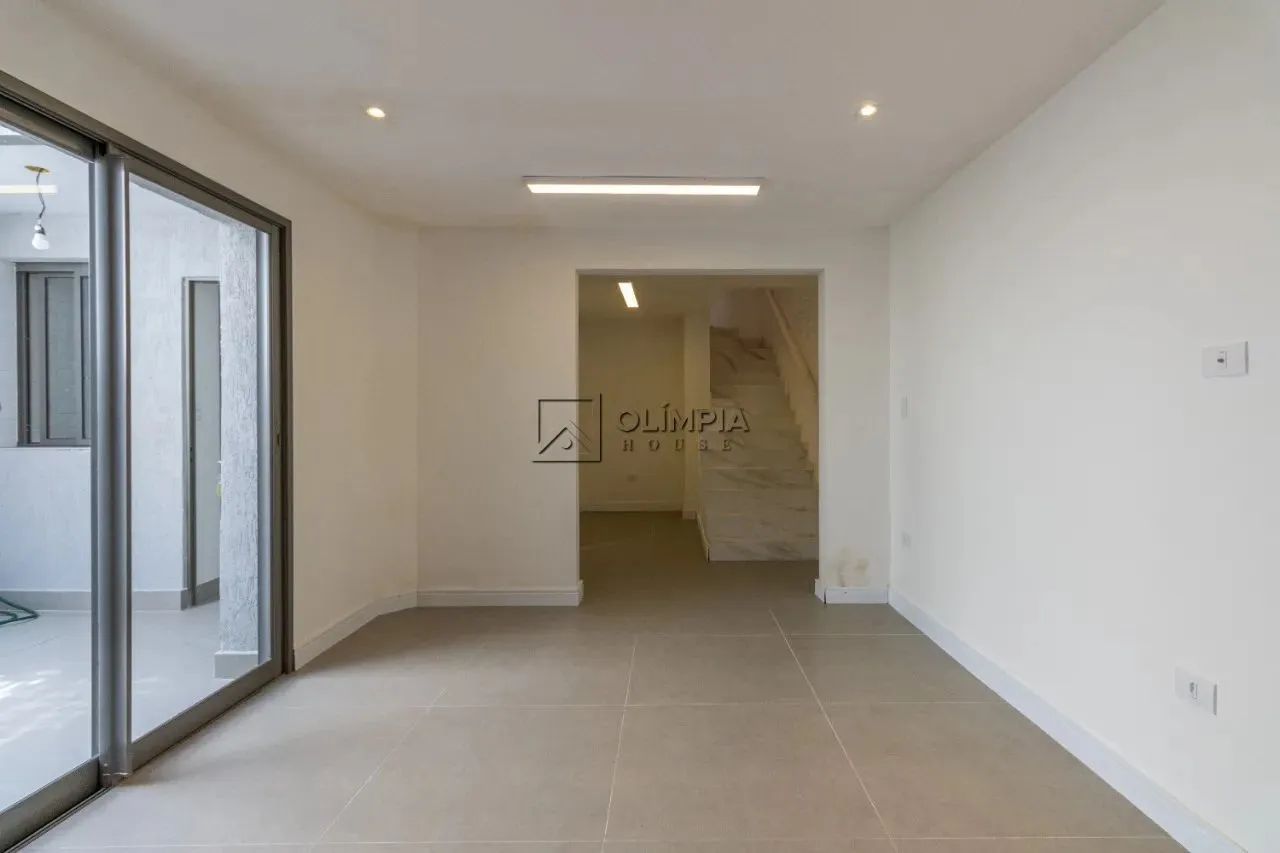 Venda Casa 3 Dormitórios - 241 m² Bela Vista