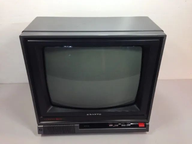 Tv Antiga Sanyo 14 Polegadas Televisão Retro Game *Não Liga* - Foto 3