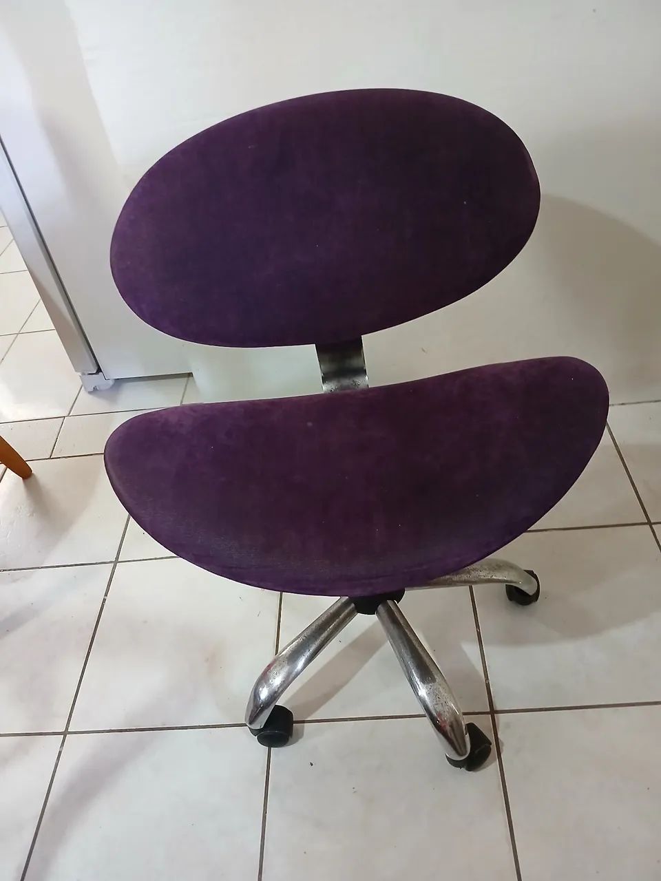 Cadeira de escritório nada estragado