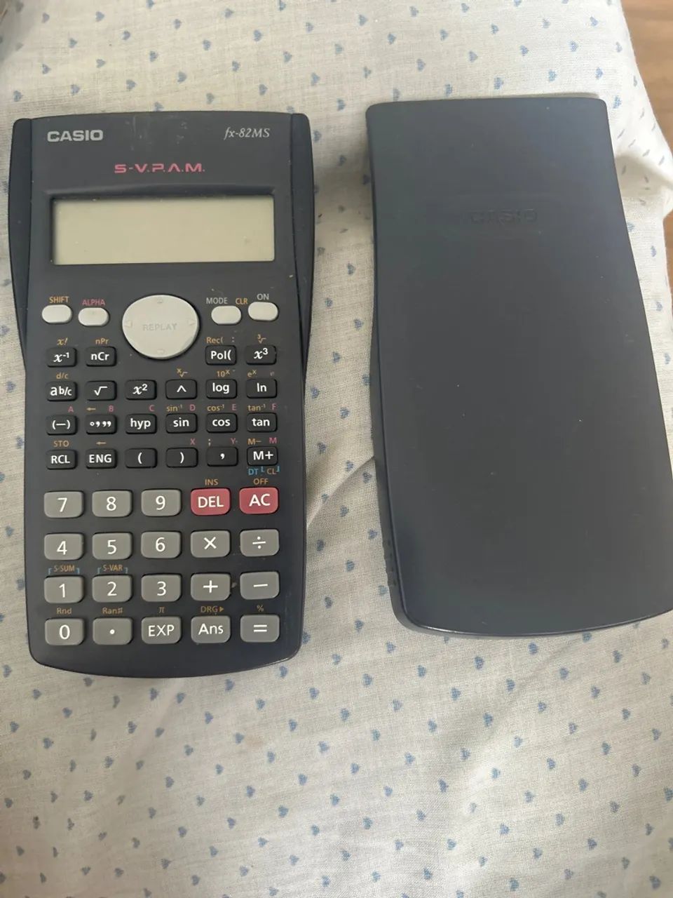 Calculadora Científica Casio fx-82MS usada  - Foto 3