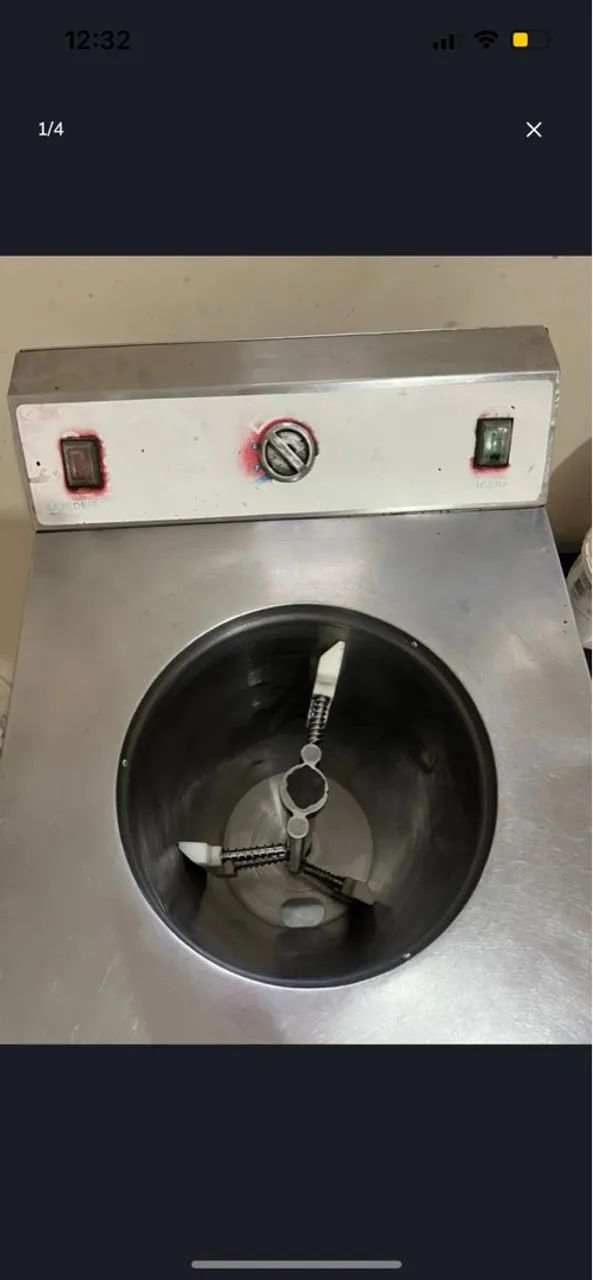 Maquina de Bater Sorvete/Açaí Marca FortFrio - Foto 2