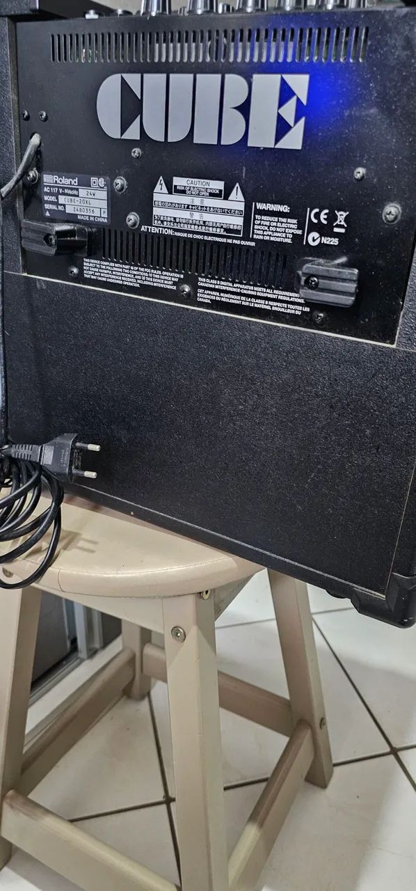 Cubo Roland 20XL - Instrumentos musicais - Barreiros, São José