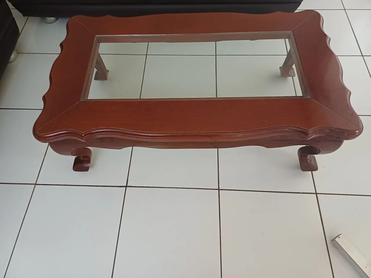 Mesa de Centro  Mogno com Vidro