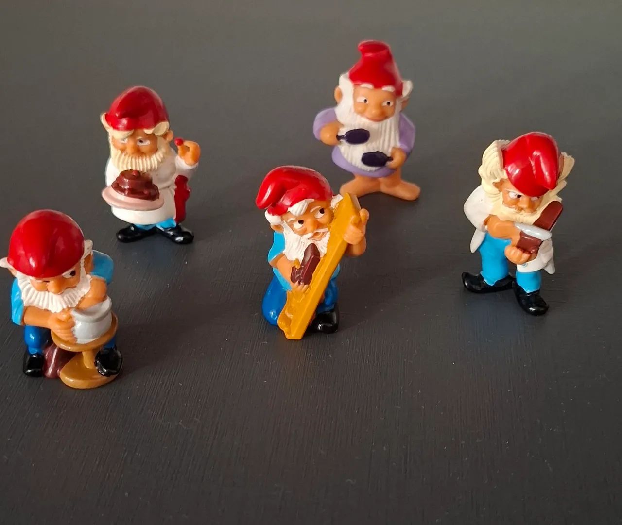 Gnomos kinder ovo