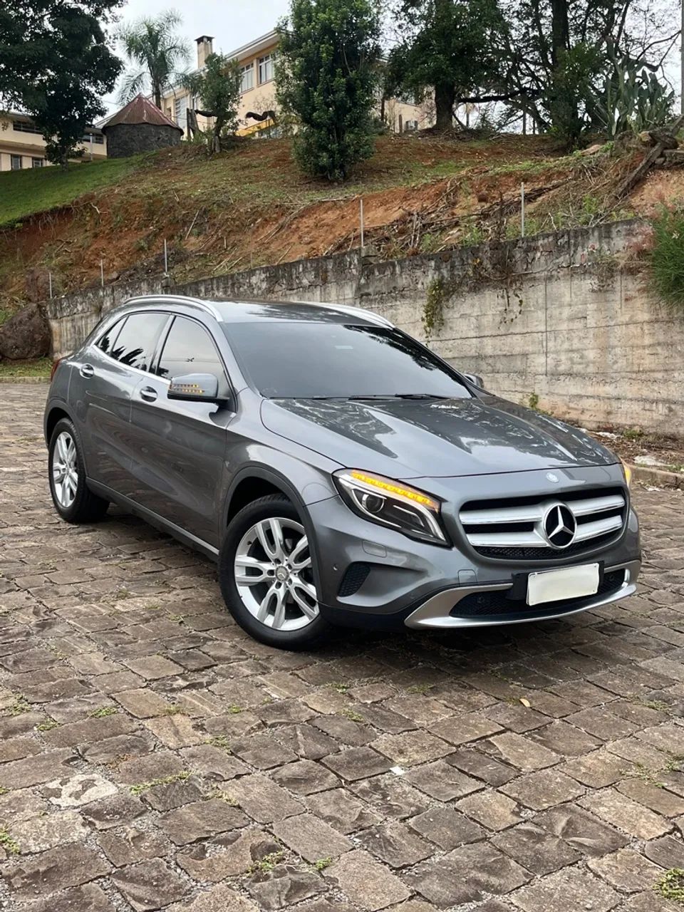 Gla 200 Style 1.6 Turbo *Avalio Troca* 