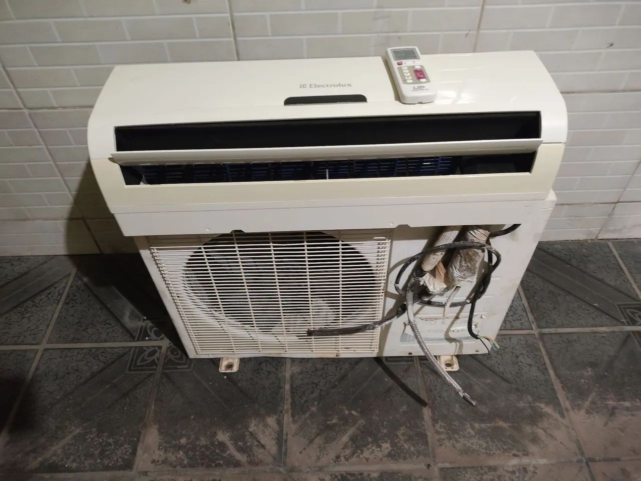 Ar condicionado 9000btus,com instalação inclusa. - Foto 2