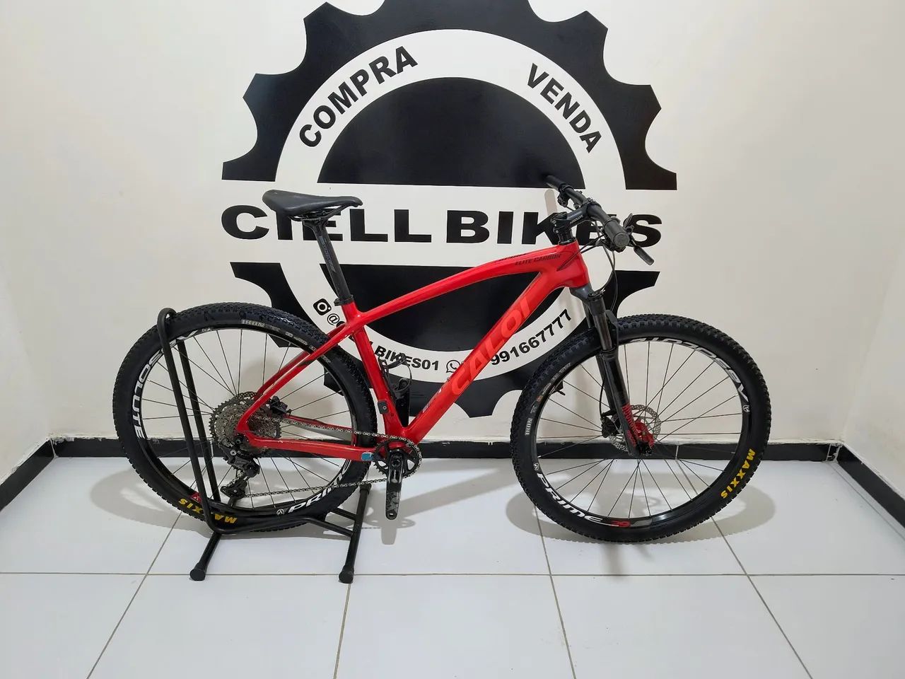 Bicicleta Caloi elite carbon aro 29 tamanho 19 top demais fazemos entrega !