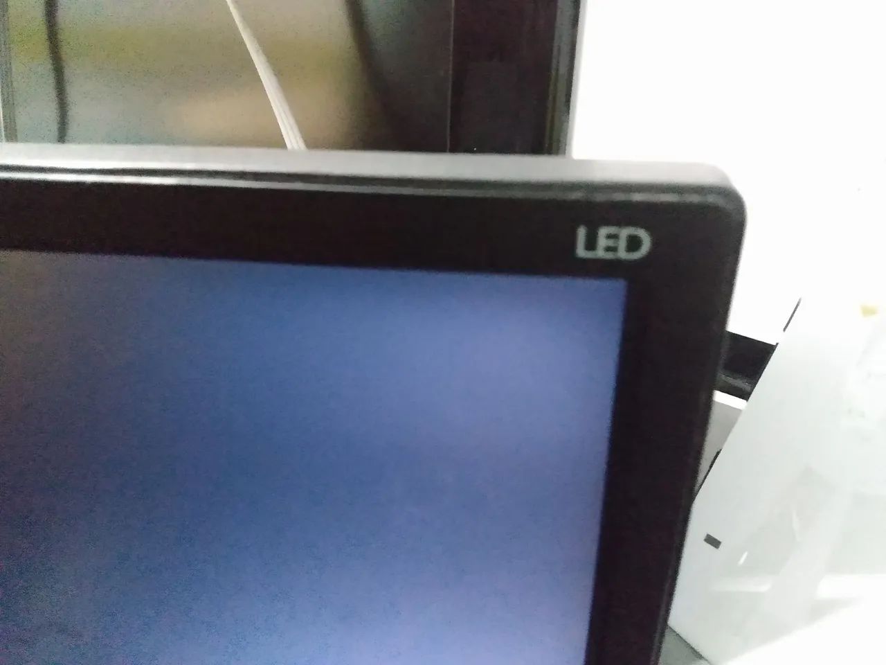 Monitor Philips led 19 polegadas com HDMI  - Foto 3