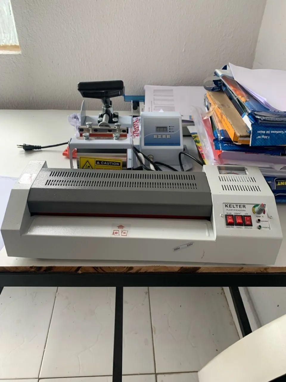 Plastificadora e laminadora Kelter 
