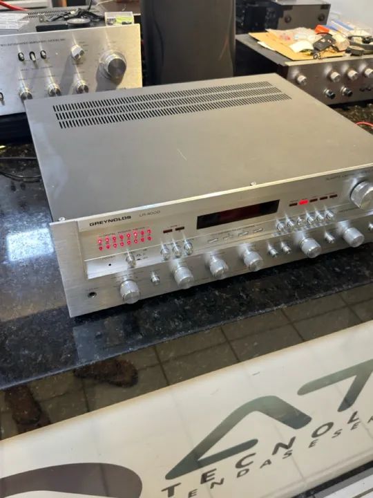 Lindo e raro Receiver Greynolds LR-4000 