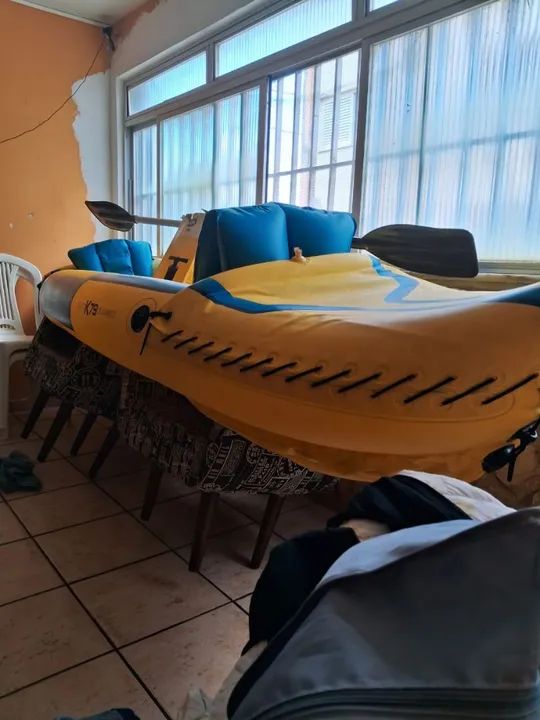 Caiaque inflável até 2 pessoas