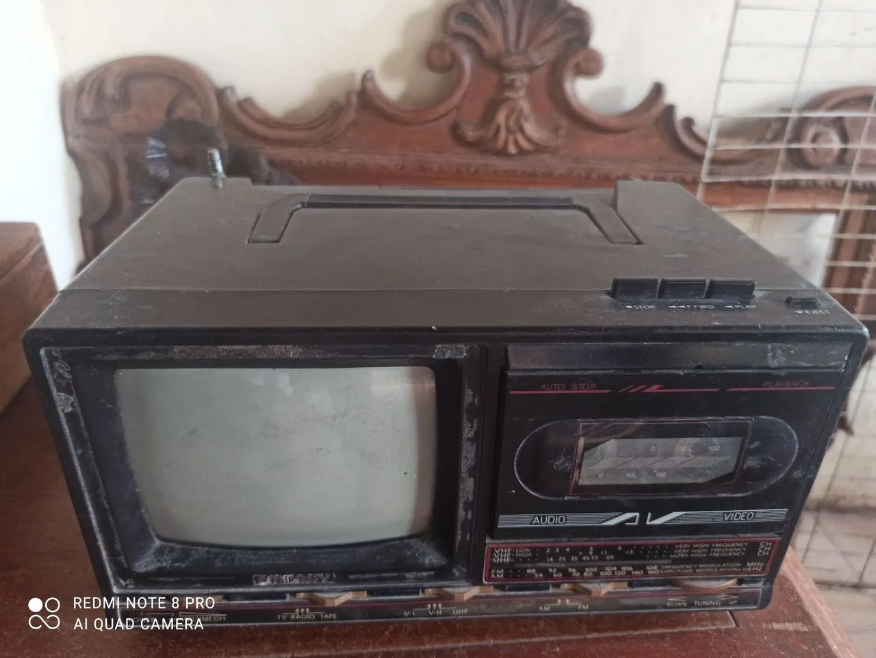 Tv fita e rádio 100$