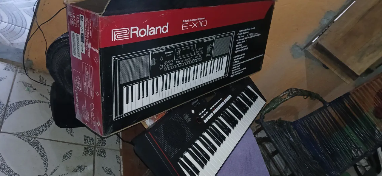 Teclado Roland E-X10 - Novo na Caixa