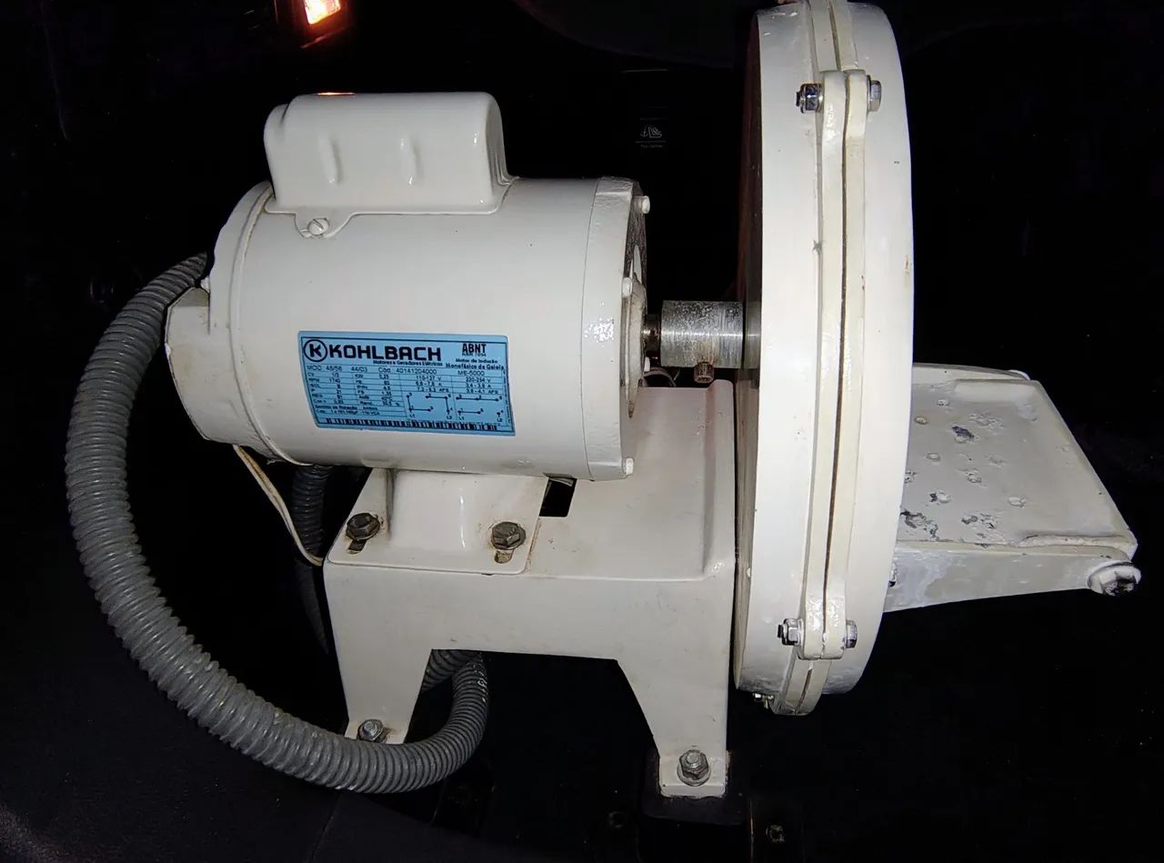 Recortador de Gesso Odontológico Reformado 