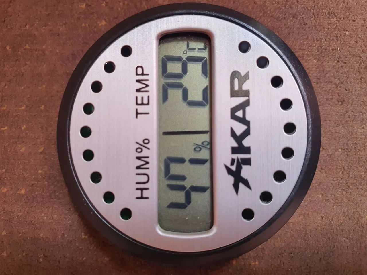 MEDIDOR DE UMIDADE E TEMPERATURA XIKAR PARA CHARUTOS