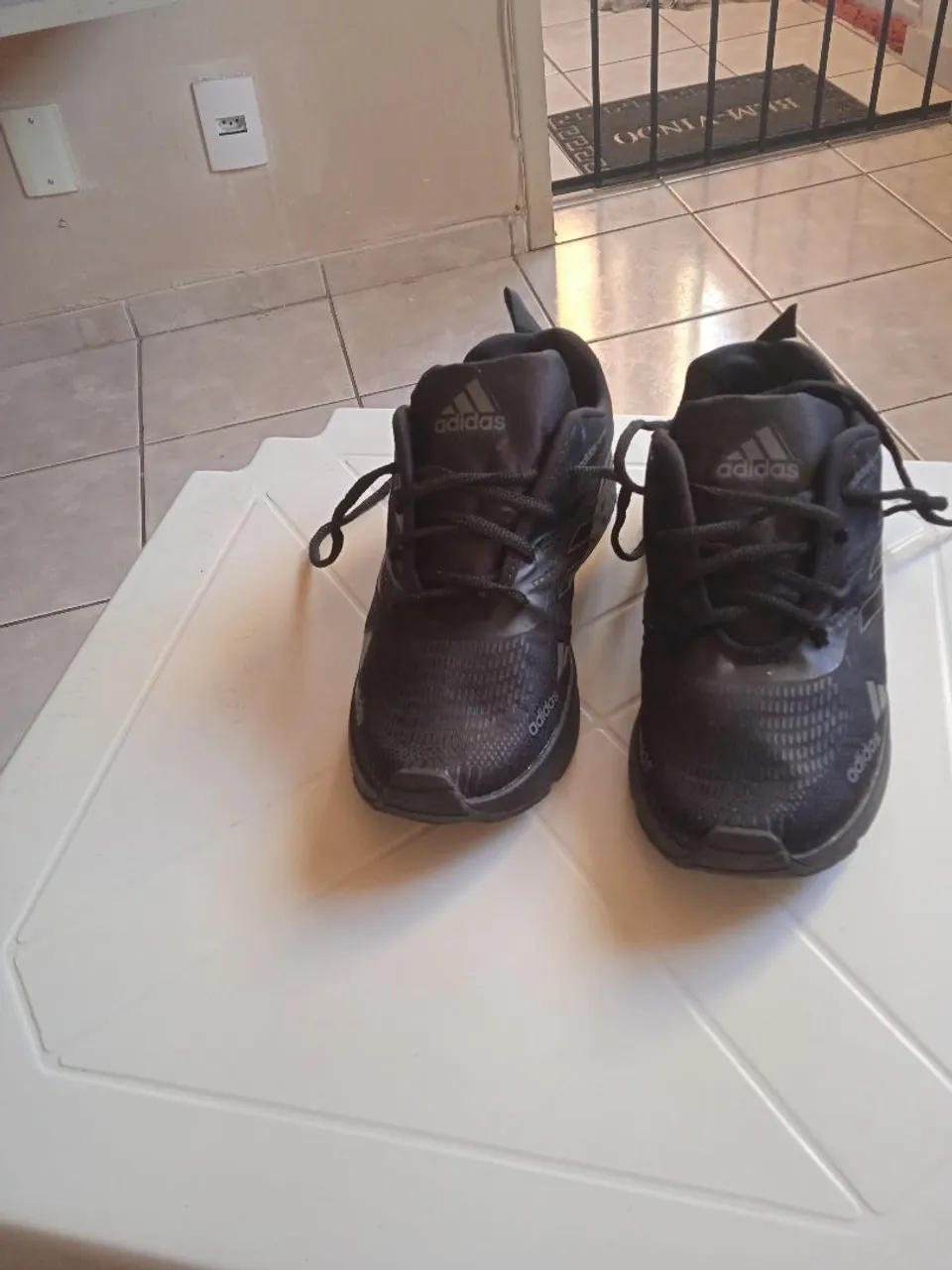 Tênis Adidas Preto - Conforto e Estilo